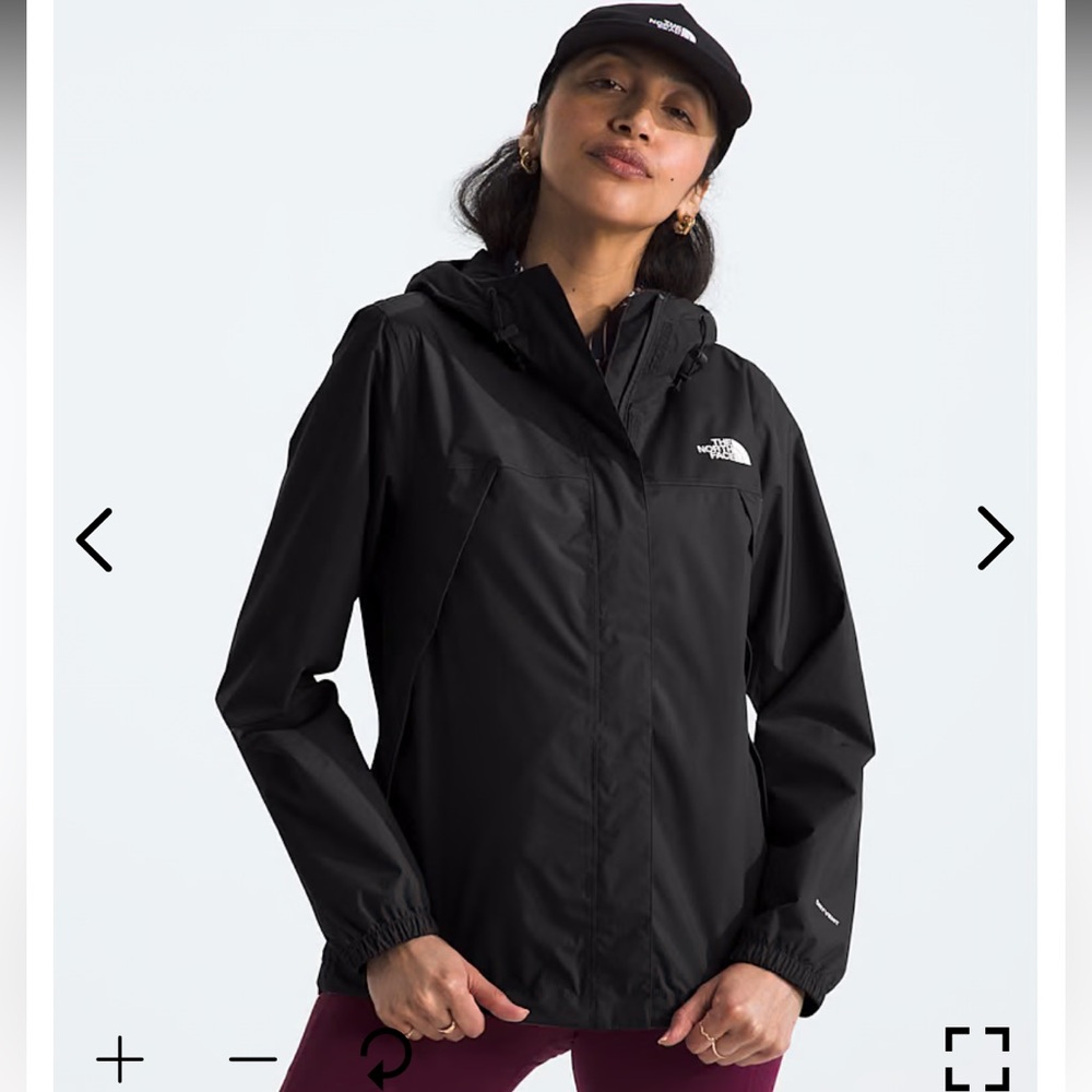 The North Face Girl’s Hyvent rain jacket
